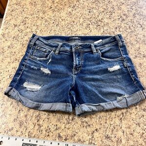 Silver Jeans distressed Sam Boyfriend Cuffed Women’s Shorts 31/4.5